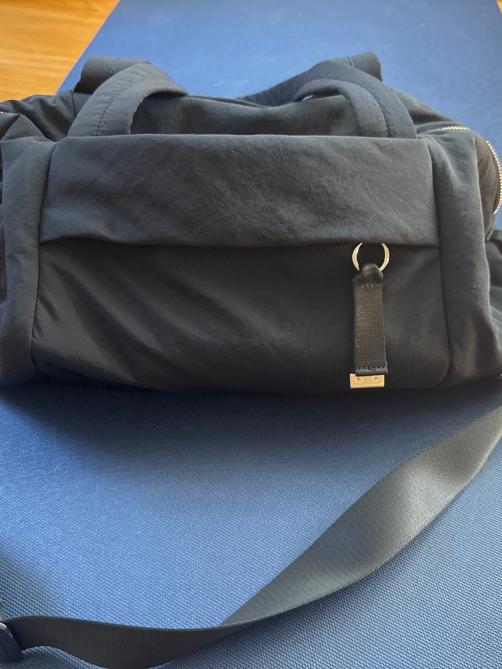 LULULEMON Yoga/Athletic Bag NWOT